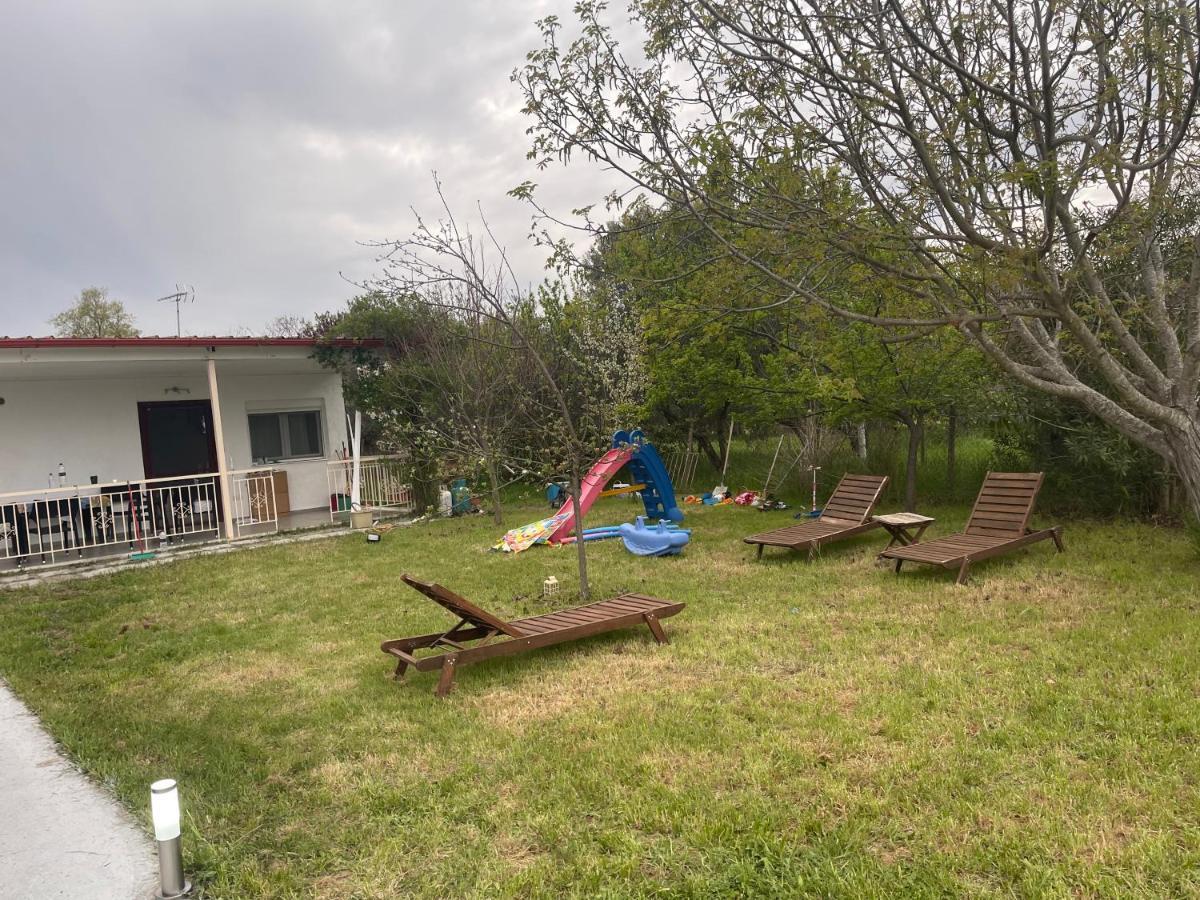 Ευχάριστο Εξοχικό Σπίτι Με Barbeque Apartamento Skála Foúrkas Exterior foto