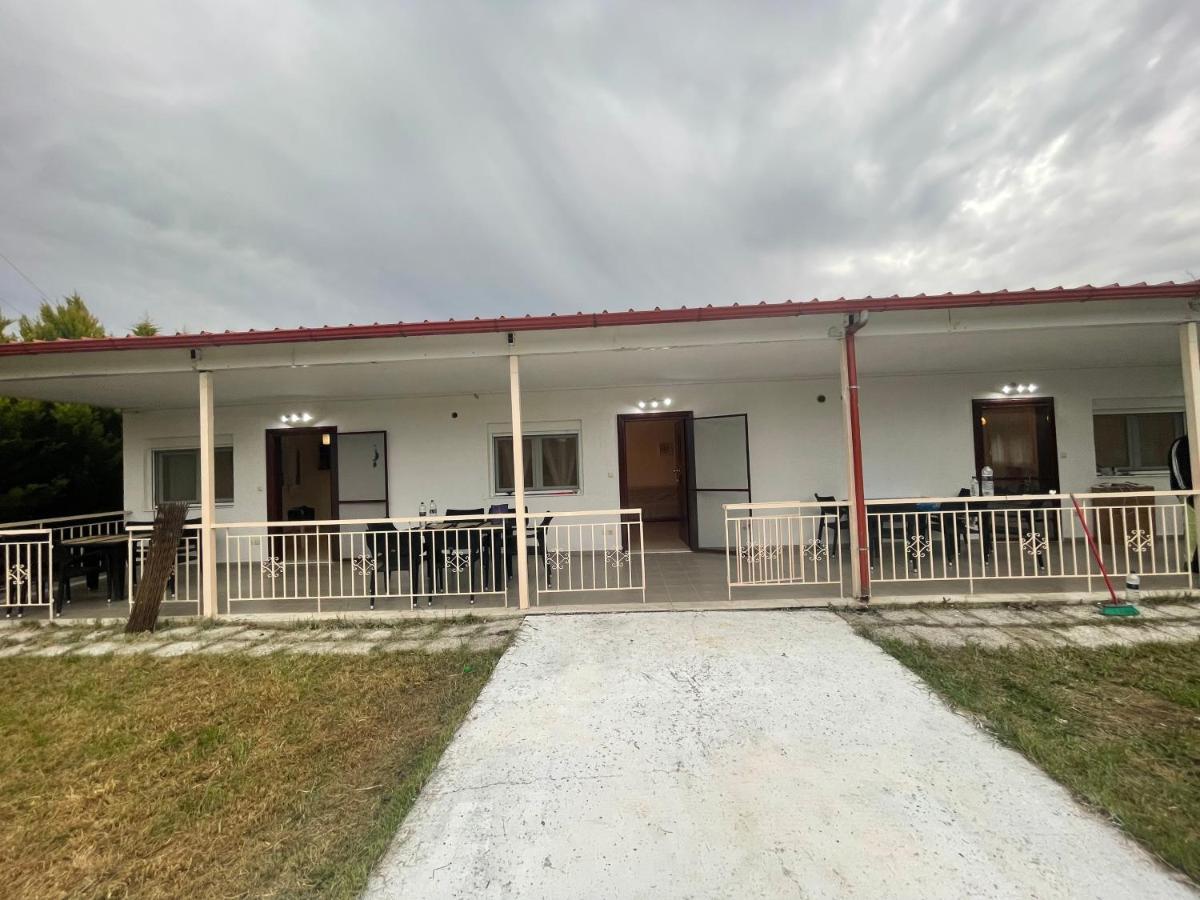 Ευχάριστο Εξοχικό Σπίτι Με Barbeque Apartamento Skála Foúrkas Exterior foto